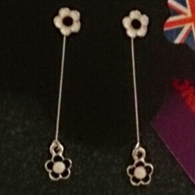 MARY QUANT(マリークワント)の新品☆MARYQUANTﾋﾟｱｽ レディースのアクセサリー(ピアス)の商品写真