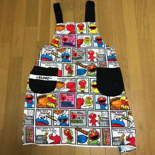 【専用】保育士エプロン❤︎セサミストリートエルモ (日用品/生活雑貨)