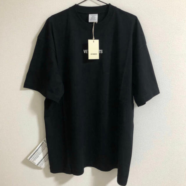 VETEMENTS ロゴ　Tシャツ