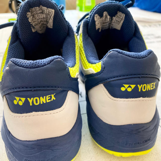 YONEX(ヨネックス)のヨネックス テニスシューズ オールコート用 パワークッション 23cm スポーツ/アウトドアのテニス(シューズ)の商品写真