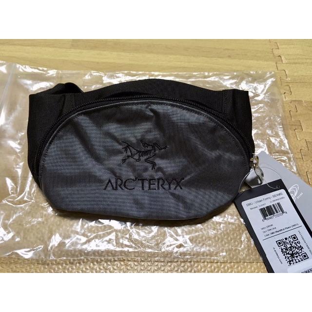 ARC'TERYX(アークテリクス)のBEAMS Arcteryx Urban Fanny アークテリクス  グレー メンズのバッグ(ウエストポーチ)の商品写真