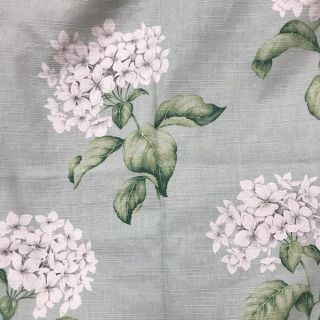 ローラアシュレイ(LAURA ASHLEY)の〈専用〉ローラアシュレイ　カーテン　３セット(カーテン)