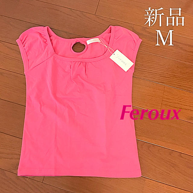 Feroux(フェルゥ)の新品【Feroux】バックリボン Tシャツ/M レディースのトップス(カットソー(半袖/袖なし))の商品写真