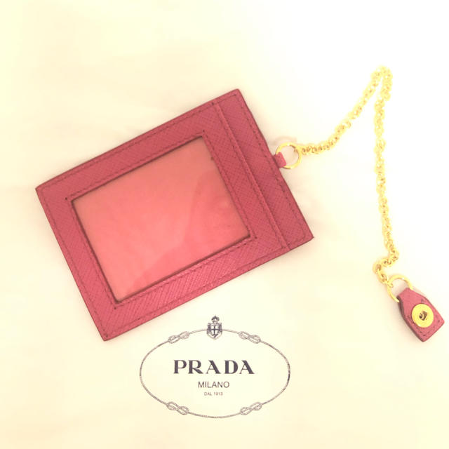 PRADA(プラダ)のPRADA パスケース レディースのファッション小物(パスケース/IDカードホルダー)の商品写真