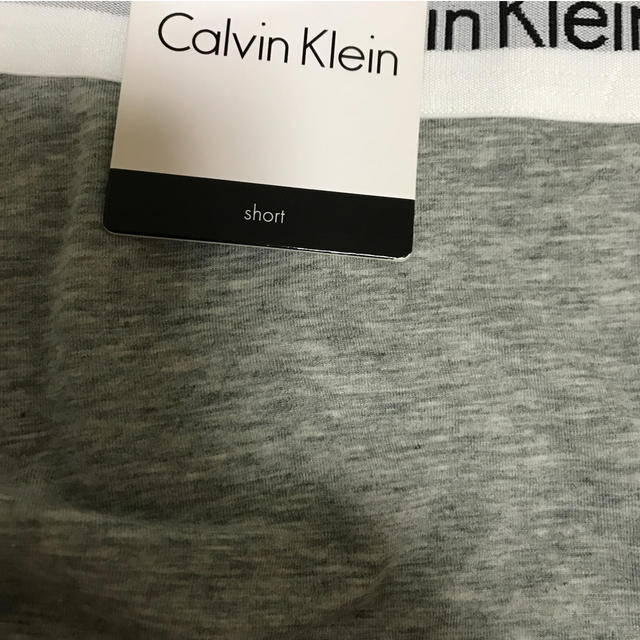 Calvin Klein(カルバンクライン)の送料込み！カルバンクラインレディースショーツ　アンダーウエアM レディースの下着/アンダーウェア(ショーツ)の商品写真