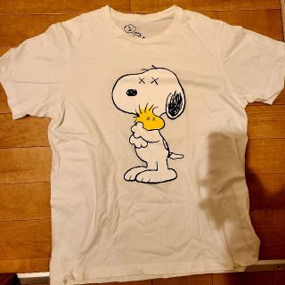 ユニクロ(UNIQLO)の【底値】KAWS×UNIQLO×SNOOPY Tシャツ XLサイズ(Tシャツ/カットソー(半袖/袖なし))