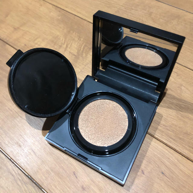 NARS(ナーズ)のNARS ナーズクッションファンデ 5878 コスメ/美容のベースメイク/化粧品(ファンデーション)の商品写真