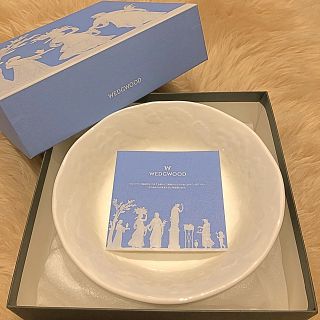 ウェッジウッド(WEDGWOOD)の未使用 WEDGWOOD ストロベリー＆バイン サラダソーサー ペア(食器)