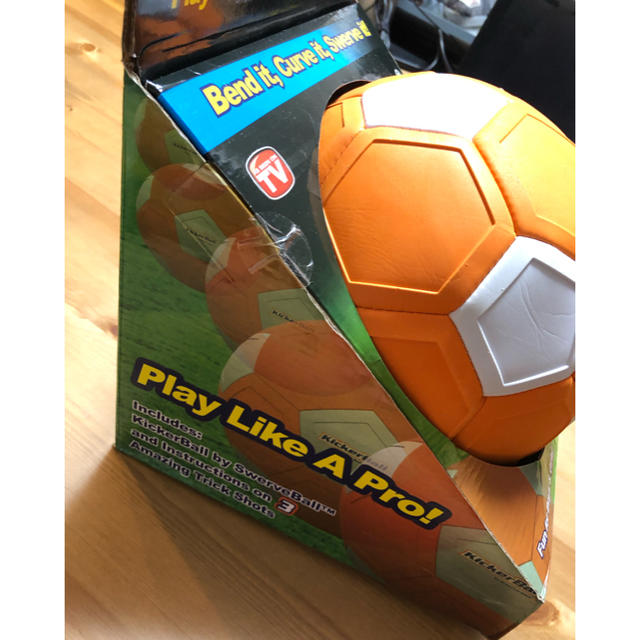 キッカー ボール Kicker Ball Swerve Ball [輸入品] エンタメ/ホビーのテーブルゲーム/ホビー(スポーツ)の商品写真