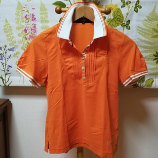 ニジュウサンク(23区)の✨23区 SPORT(ニジュウサンクスポーツ)オレンジ色のポロシャツSサイズ(ポロシャツ)
