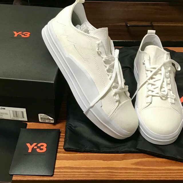 Y-3(ワイスリー)のY-3 YUBEN LOW ホワイト adidas キャンパススニーカー メンズの靴/シューズ(スニーカー)の商品写真