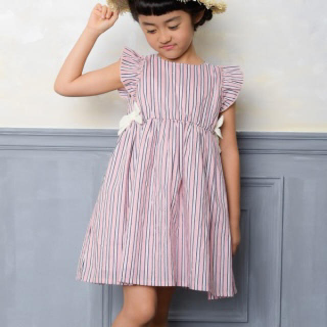 新品　bizzu ワンピース　130 キッズ/ベビー/マタニティのキッズ服女の子用(90cm~)(ワンピース)の商品写真