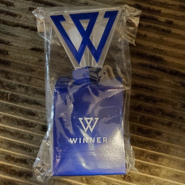 いちに様専用！WINNER ペンライト エンタメ/ホビーのタレントグッズ(アイドルグッズ)の商品写真