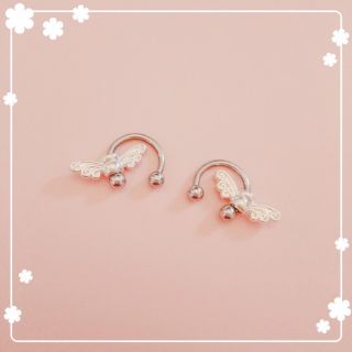 じゆ様☆handmade*【小さな天使の羽】ボディピアス(ピアス)