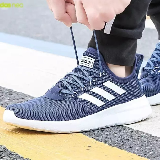 adidas(アディダス)の定6899円限定!アディダス.アディレーサー高性能スニーカー新品最安値！紺白 メンズの靴/シューズ(スニーカー)の商品写真