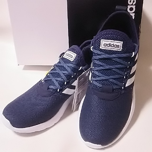 adidas(アディダス)の定6899円限定!アディダス.アディレーサー高性能スニーカー新品最安値！紺白 メンズの靴/シューズ(スニーカー)の商品写真