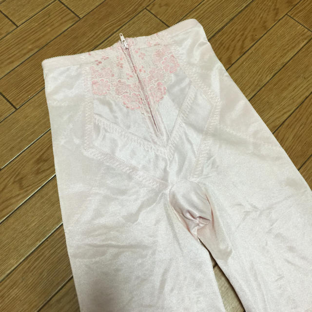 産後シェイパーガードル キッズ/ベビー/マタニティのマタニティ(マタニティ下着)の商品写真