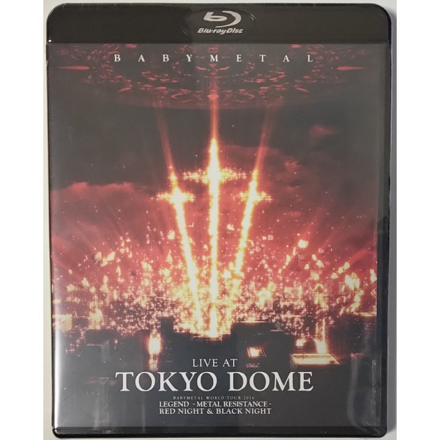 BABYMETAL(ベビーメタル)のLIVE AT TOKYO DOME Blu-ray エンタメ/ホビーのDVD/ブルーレイ(ミュージック)の商品写真