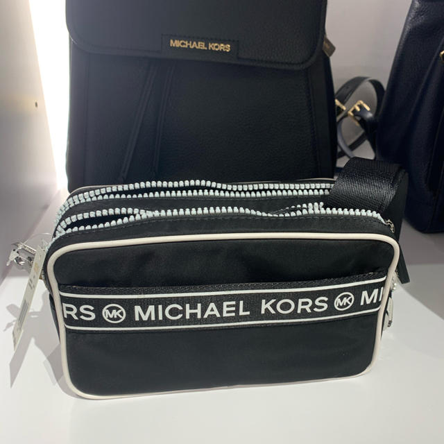 Michael Kors - 【新品未使用】日本未入荷!マイケルコース カメラ