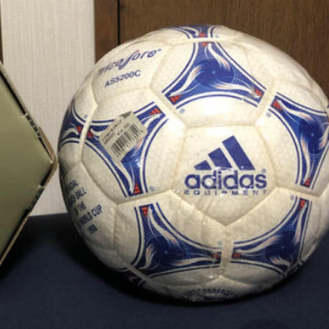 Adidas フランスワールドカップ 公式試合球 サッカーボールの通販 By バッジョ S Shop アディダスならラクマ