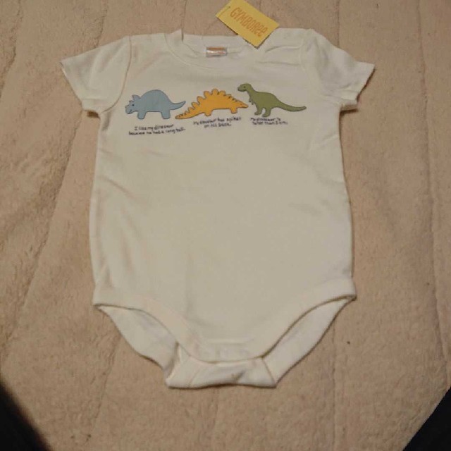 GYMBOREE(ジンボリー)の赤ちゃんに優しい素材  恐竜  18-24  キッズ/ベビー/マタニティのベビー服(~85cm)(ロンパース)の商品写真