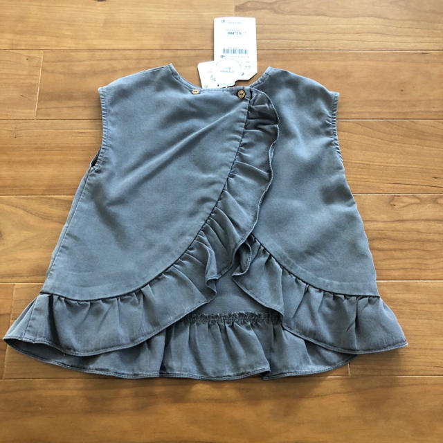 ZARA KIDS(ザラキッズ)のZARA baby ノースリーブブラウス　グレー キッズ/ベビー/マタニティのキッズ服女の子用(90cm~)(ブラウス)の商品写真