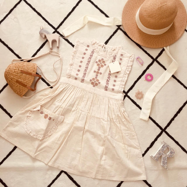 Caramel baby&child (キャラメルベビー&チャイルド)の2020SS apolina kids♡IDA DRESS ivory5-7y キッズ/ベビー/マタニティのキッズ服女の子用(90cm~)(ワンピース)の商品写真