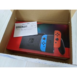 ニンテンドースイッチ(Nintendo Switch)のNintendo Switch Joy-Con ネオンブルー/ ネオンレッド(家庭用ゲーム機本体)