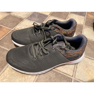 アンダーアーマー(UNDER ARMOUR)のアンダーアーマー　スニーカー(スニーカー)