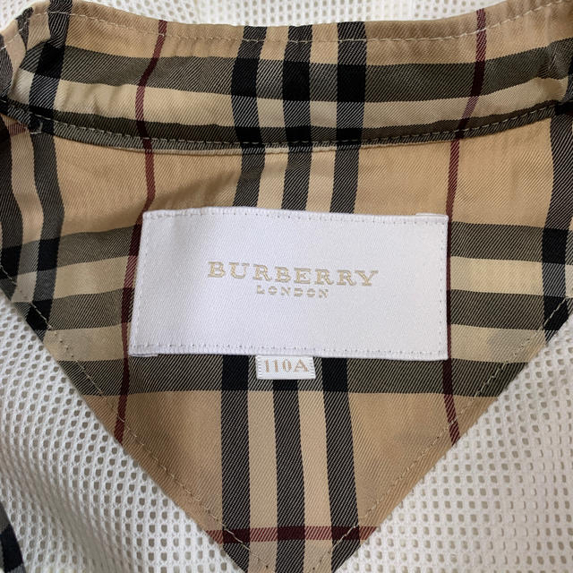 BURBERRY(バーバリー)のバーバリー 110 ベスト パーカー キッズ/ベビー/マタニティのキッズ服男の子用(90cm~)(ジャケット/上着)の商品写真