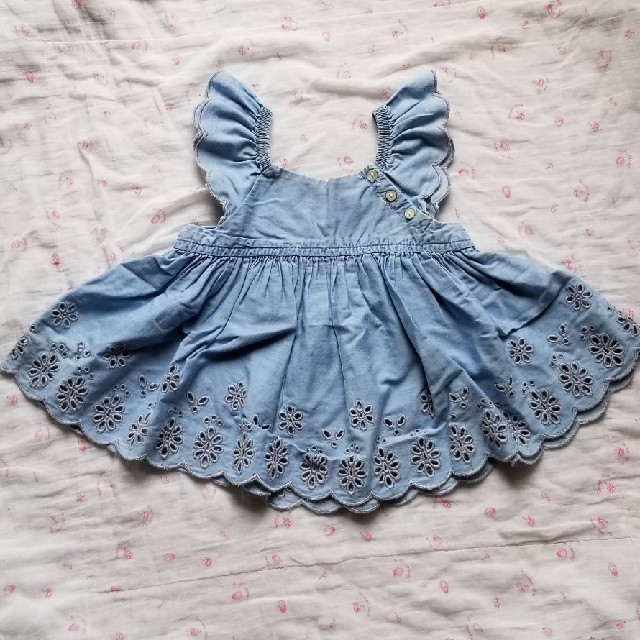 babyGAP(ベビーギャップ)のbaby gap☆スカラップチュニック キッズ/ベビー/マタニティのキッズ服女の子用(90cm~)(ワンピース)の商品写真