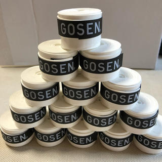 ゴーセン(GOSEN)のGOSENグリップテープ 白7個と黒8個 計15個(バドミントン)