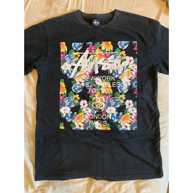 STUSSY(ステューシー)のstussy 花柄　Tシャツ メンズのトップス(Tシャツ/カットソー(半袖/袖なし))の商品写真