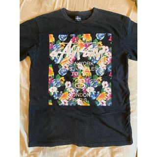 ステューシー(STUSSY)のstussy 花柄　Tシャツ(Tシャツ/カットソー(半袖/袖なし))