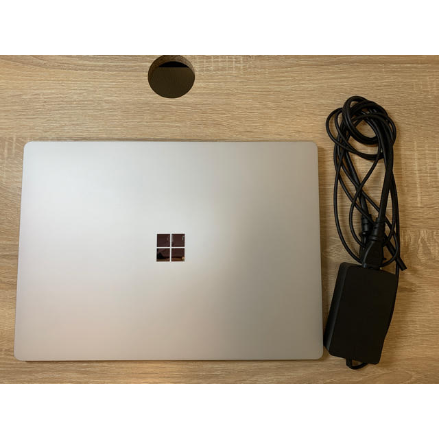 Microsoft(マイクロソフト)の【美品】Microsoft surface laptop 256GB スマホ/家電/カメラのPC/タブレット(ノートPC)の商品写真