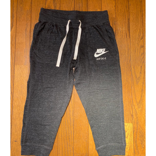 NIKE NIKE ジャージ下 七分丈の通販 by y♡ NIKE レディース7分パンツ