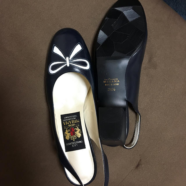 ミハマ　mihama 24.5  ネイビー　サンダル　パンプス レディースの靴/シューズ(ハイヒール/パンプス)の商品写真