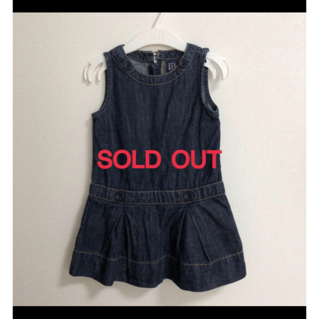 babyGAP(ベビーギャップ)のSold Out！　デニムジャンパースカート 90 キッズ/ベビー/マタニティのベビー服(~85cm)(ワンピース)の商品写真