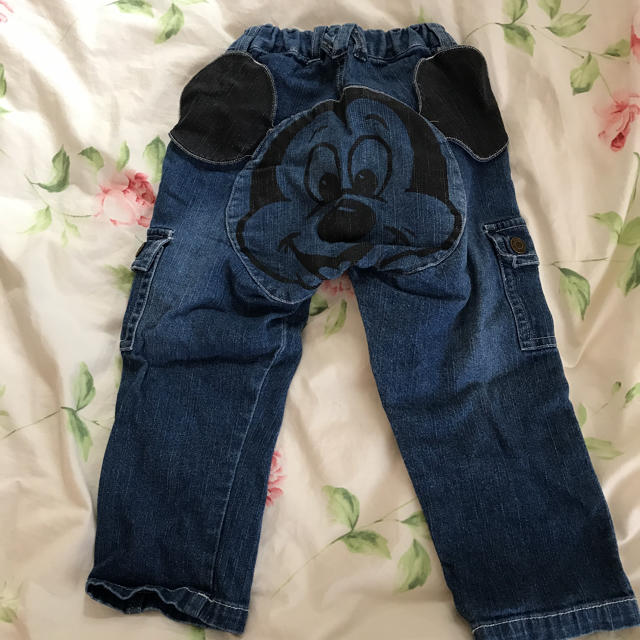 Disney(ディズニー)のミッキーマウスデニム90cm キッズ/ベビー/マタニティのキッズ服男の子用(90cm~)(パンツ/スパッツ)の商品写真