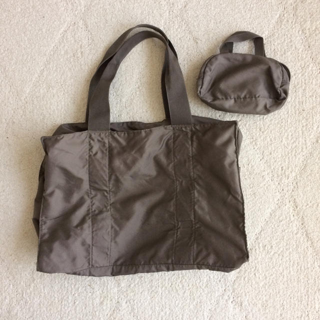 MUJI (無印良品)(ムジルシリョウヒン)の無印  収納ケース付ナイロンバッグ  旅行バッグ  ブラウン レディースのバッグ(その他)の商品写真