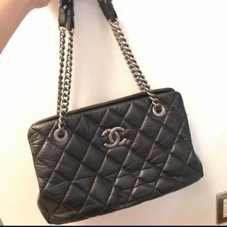 シャネル(CHANEL)のシャネル　ハンドバッグ(バッグ)