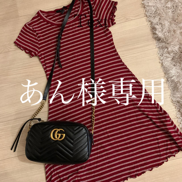 FOREVER 21(フォーエバートゥエンティーワン)のForever21  赤ボーダーワンピース レディースのワンピース(ミニワンピース)の商品写真