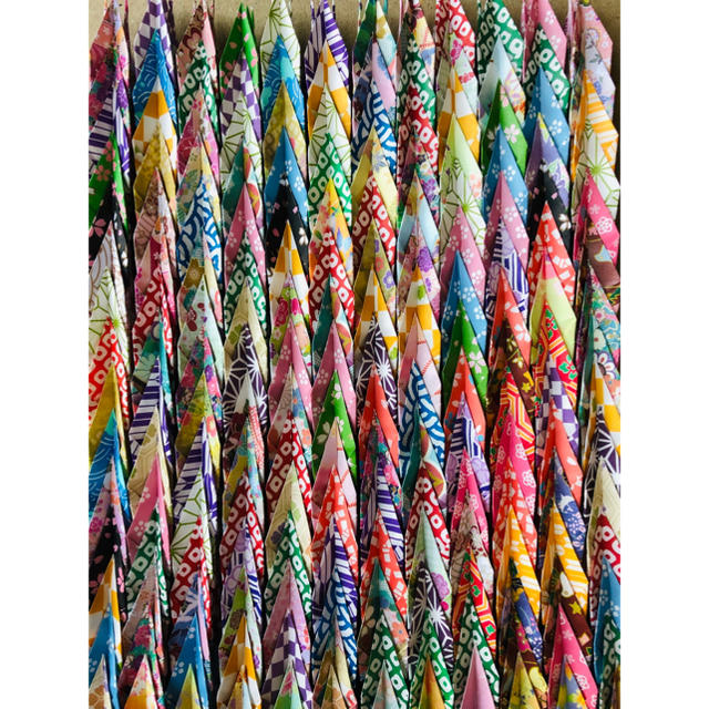 千羽鶴 和柄MIX 400羽 7.5×7.5の通販 by ぬえ's shop|ラクマ 千羽鶴 和柄MIX 400羽 7.5×7.5の通販 by ぬえ's shop|ラクマ