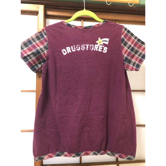 drug store's(ドラッグストアーズ)の最終価格！　ドラッグストアーズ  半袖　前ボタン　Tシャツ レディースのトップス(Tシャツ(半袖/袖なし))の商品写真