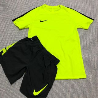 ナイキ(NIKE)の美品NIKE上下セット(ウェア)