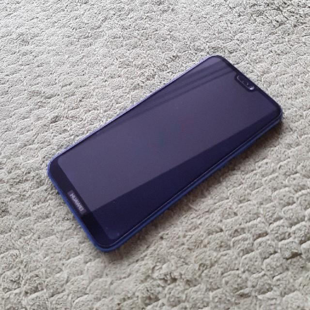 ANDROID(アンドロイド)のHUAWEI P20 lite ブルー スマホ/家電/カメラのスマートフォン/携帯電話(スマートフォン本体)の商品写真