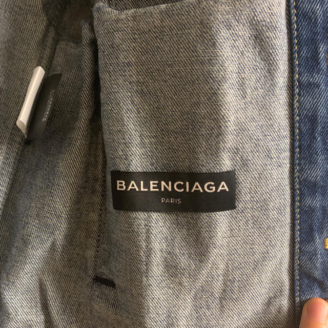 Balenciaga(バレンシアガ)の46サイズ　Balenciaga キャンペーンロゴ　デニムジャケット メンズのジャケット/アウター(Gジャン/デニムジャケット)の商品写真