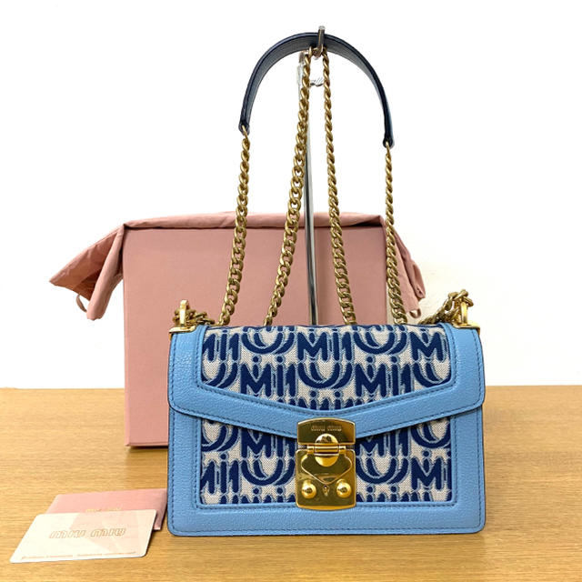 miumiu - 【美品】ミュウミュウ チェーンショルダーバッグ ライトブルー ☆セリーヌ プラダの通販 by ルーズ ｜ミュウミュウならラクマ