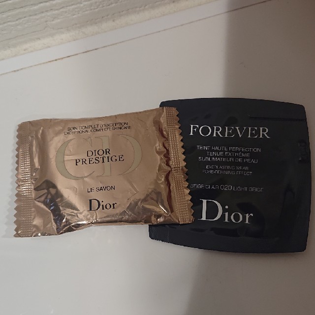 Dior(ディオール)のDior プレステージサヴォンとファンデ サンプル コスメ/美容のスキンケア/基礎化粧品(洗顔料)の商品写真