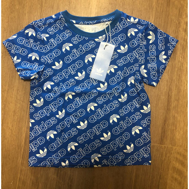 adidas(アディダス)の【新品】adidas 100cm Tシャツ キッズ/ベビー/マタニティのキッズ服男の子用(90cm~)(Tシャツ/カットソー)の商品写真